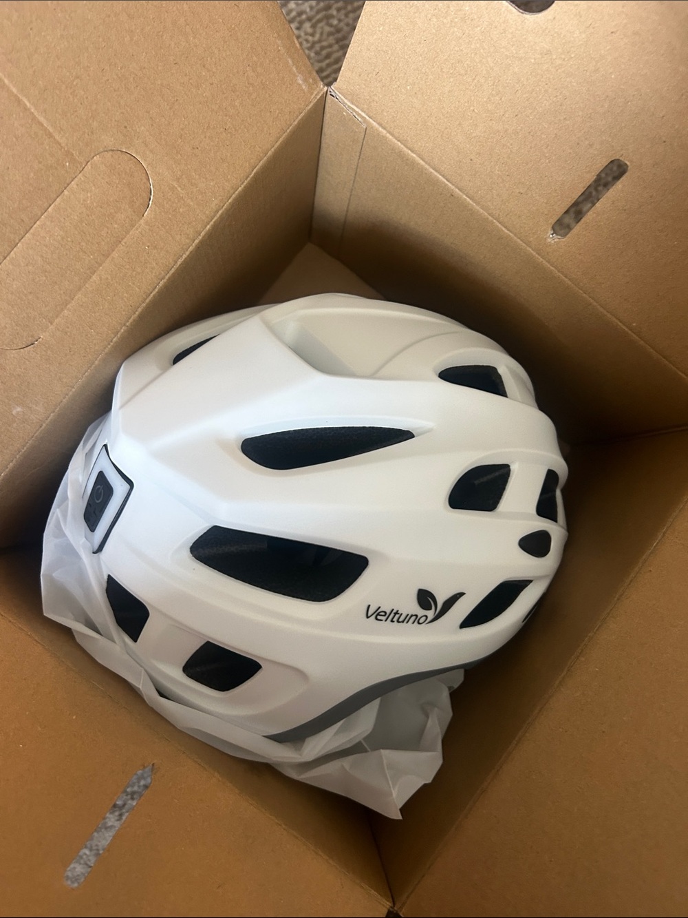Bike Helmet for Adults, Lightweight Mountain Bicycle Helmet with USB Large 23-24 - Picture 11 of 12